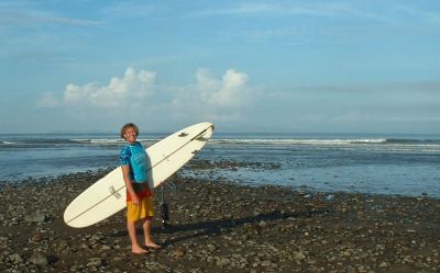 Brent Russell just before paddling out for his heat in the Rabbitt Kekai Longboard Classic at Boca Barranca.